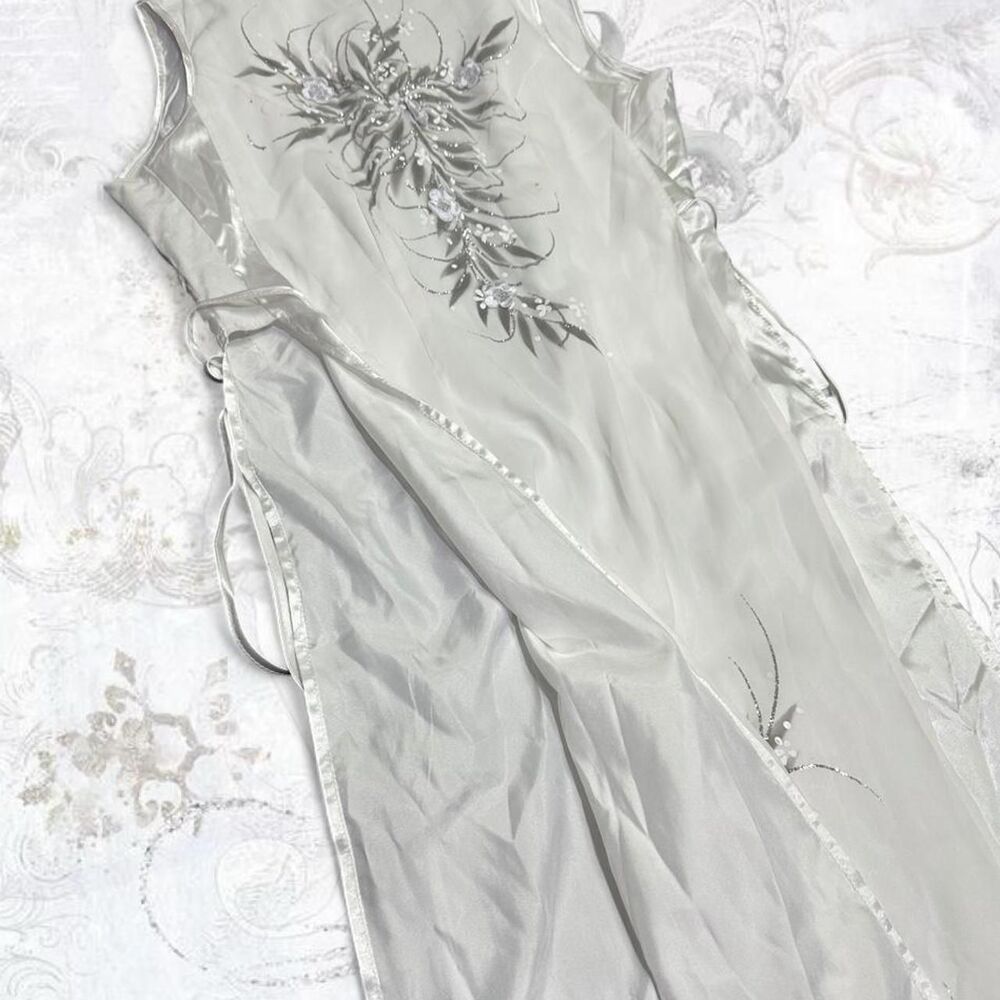 Unbranded Women's White and Cream Dress - Picture 3 of 4